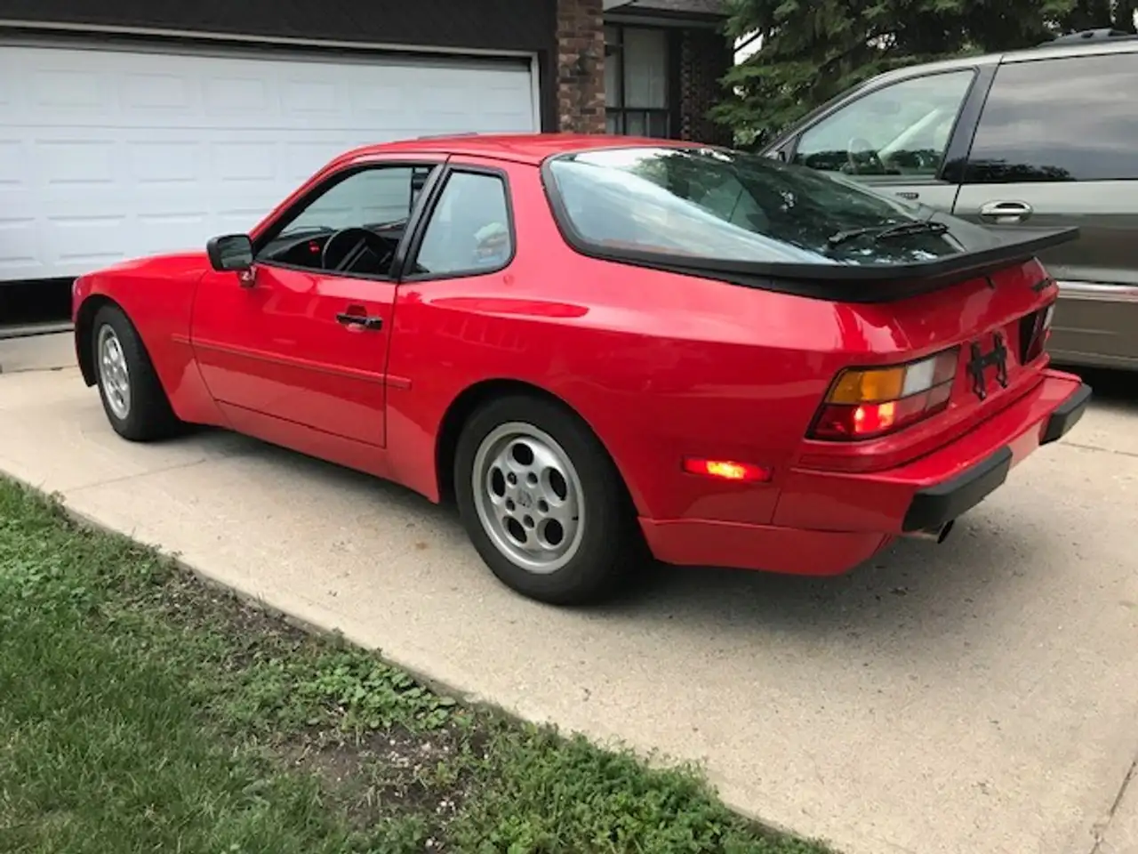 Porsche 944 снимка Porsche 944