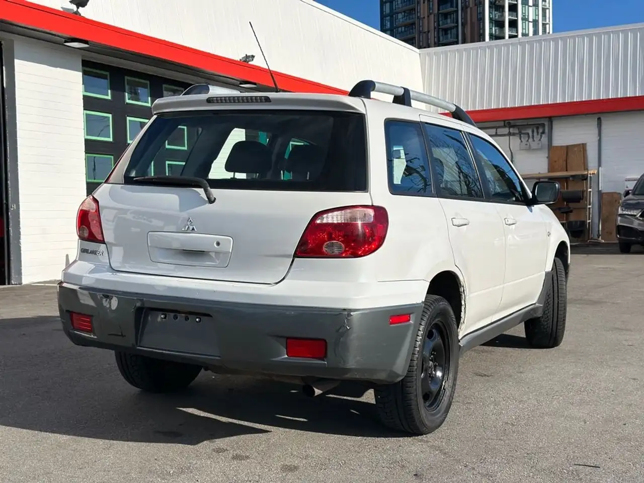 Mitsubishi Outlander снимка Mitsubishi Outlander