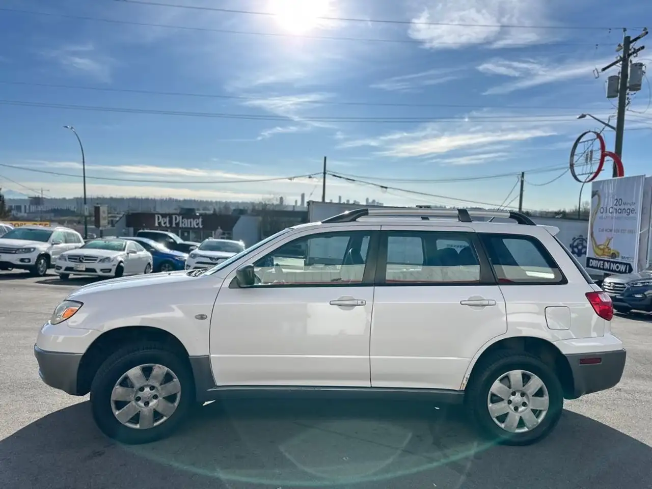 Mitsubishi Outlander снимка Mitsubishi Outlander