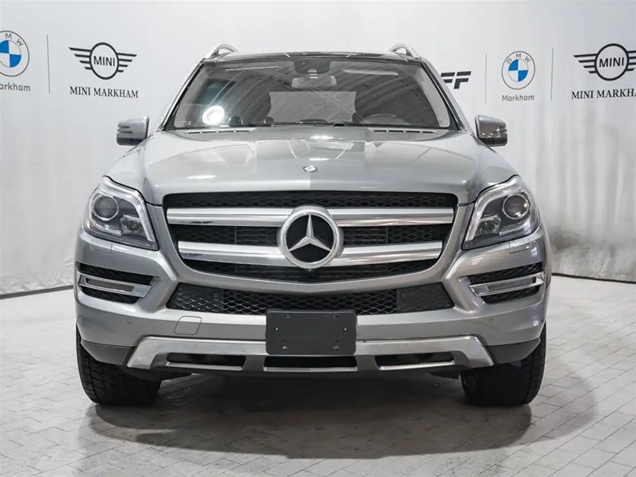 Mercedes-Benz GL-Class photo Mercedes-Benz GL-Class
