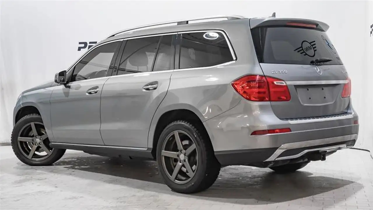 Mercedes-Benz GL-Class photo Mercedes-Benz GL-Class