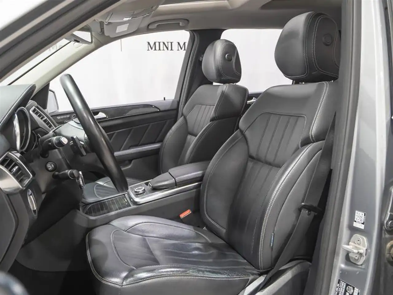 Mercedes-Benz GL-Class photo Mercedes-Benz GL-Class