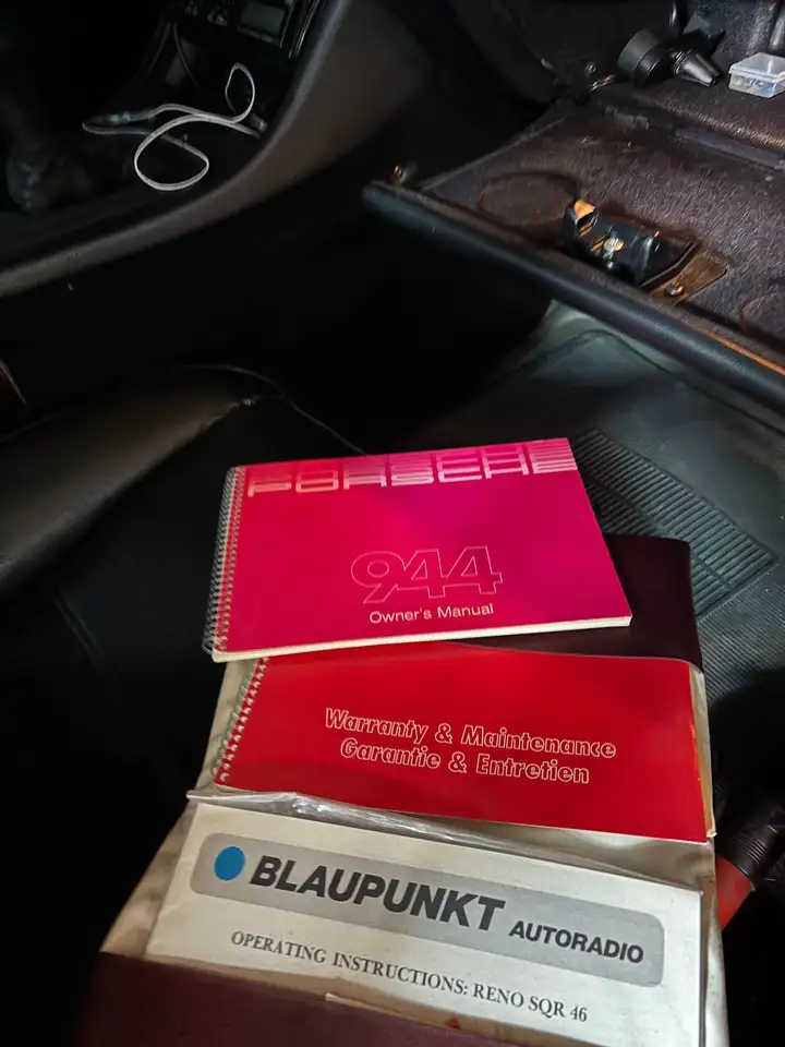 Porsche 944 снимка Porsche 944