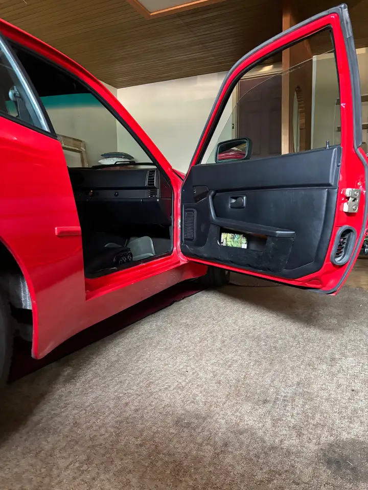 Porsche 944 снимка Porsche 944