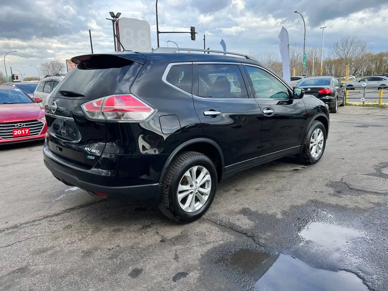 Nissan Rogue снимка Nissan Rogue