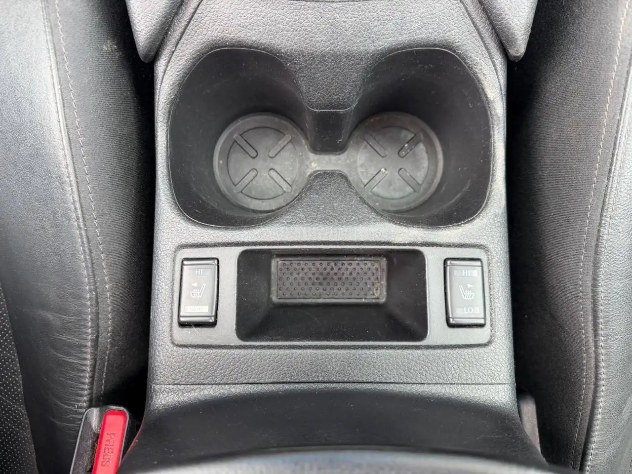 Nissan Rogue photo Nissan Rogue