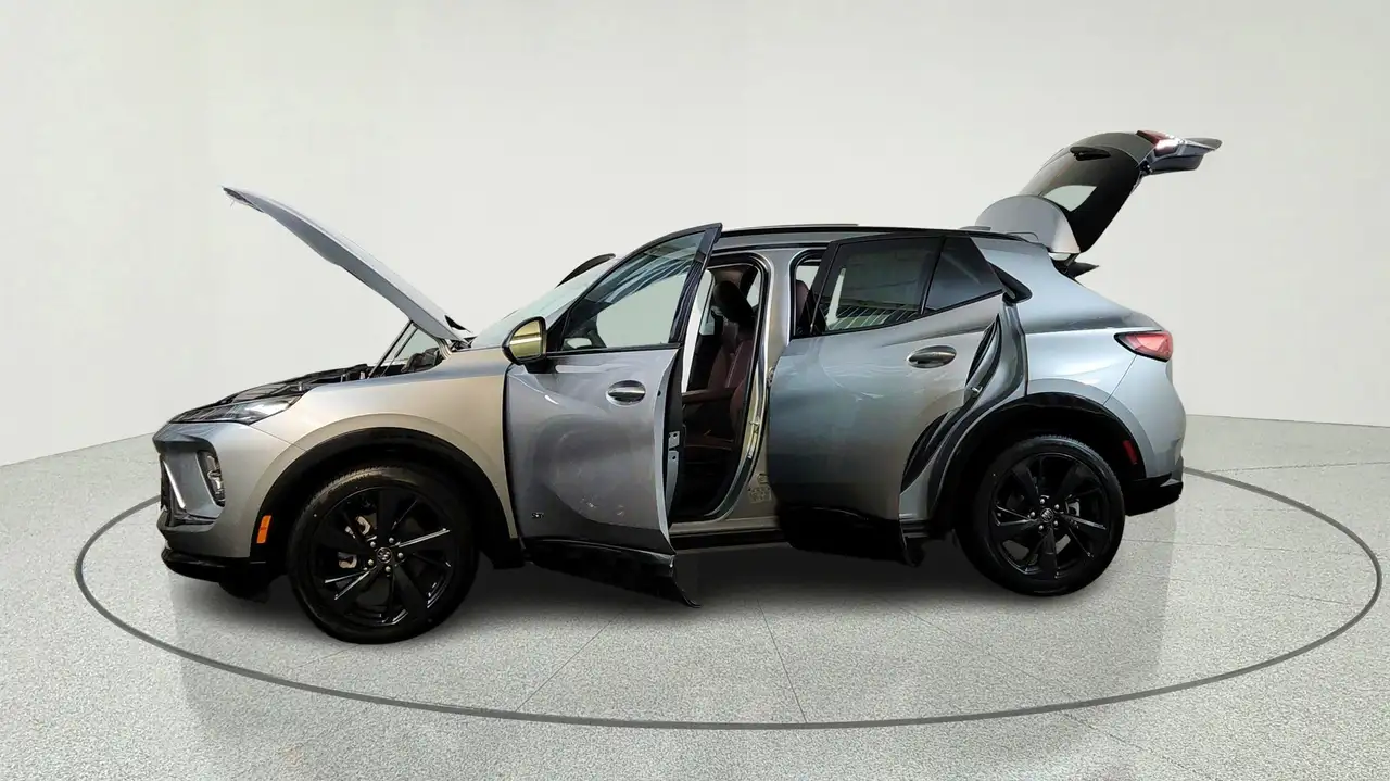 Buick Envision photo Buick Envision