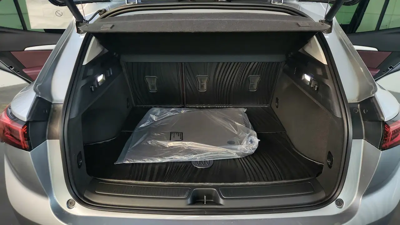 Buick Envision photo Buick Envision