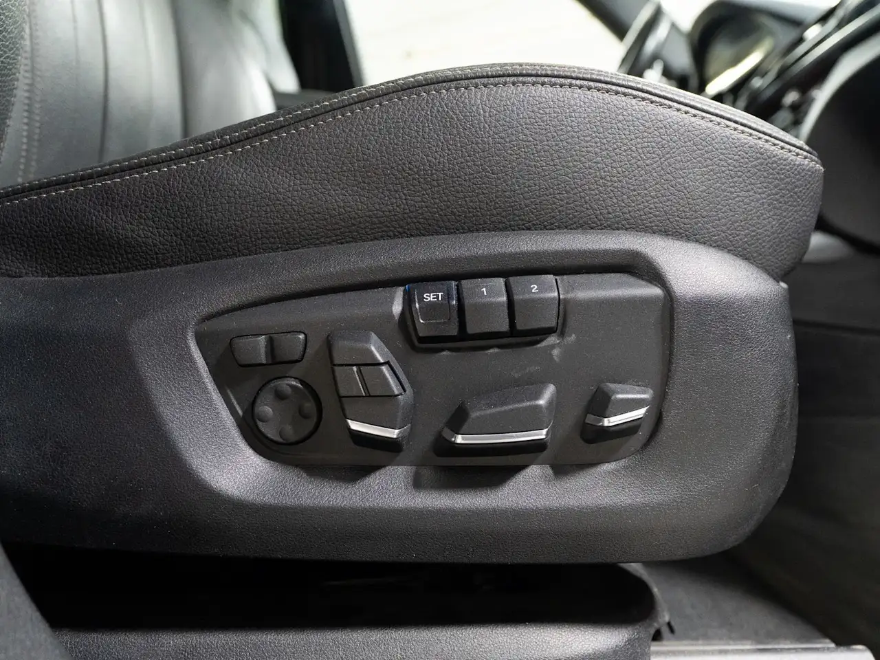 BMW X6 photo BMW X6