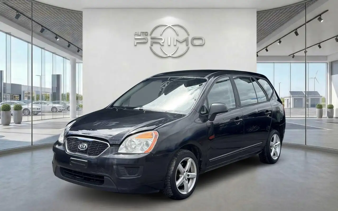 2011 Kia Rondo