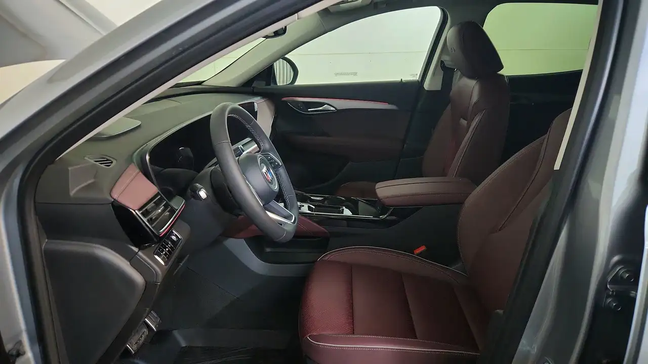Buick Envision photo Buick Envision