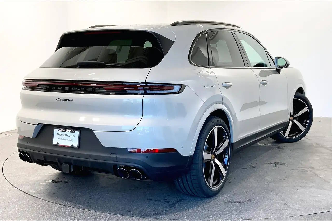 Porsche Cayenne снимка Porsche Cayenne
