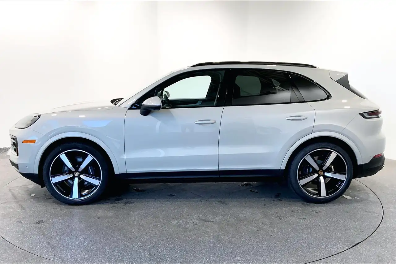 Porsche Cayenne снимка Porsche Cayenne