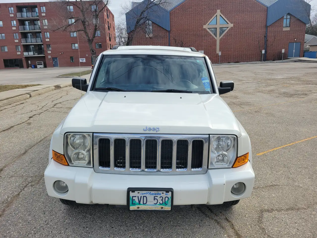 Jeep Commander снимка Jeep Commander