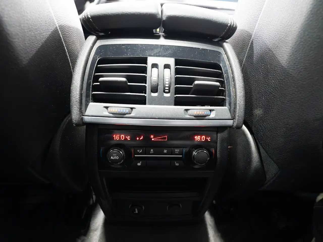 BMW X6 photo BMW X6
