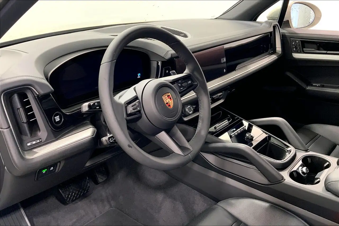 Porsche Cayenne снимка Porsche Cayenne