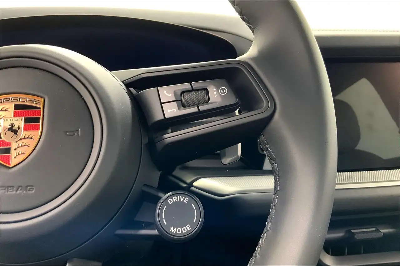 Porsche Cayenne снимка Porsche Cayenne