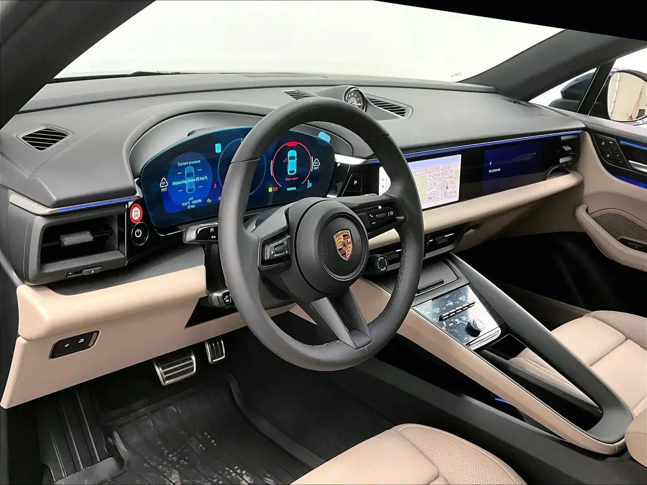 Porsche Macan photo Porsche Macan