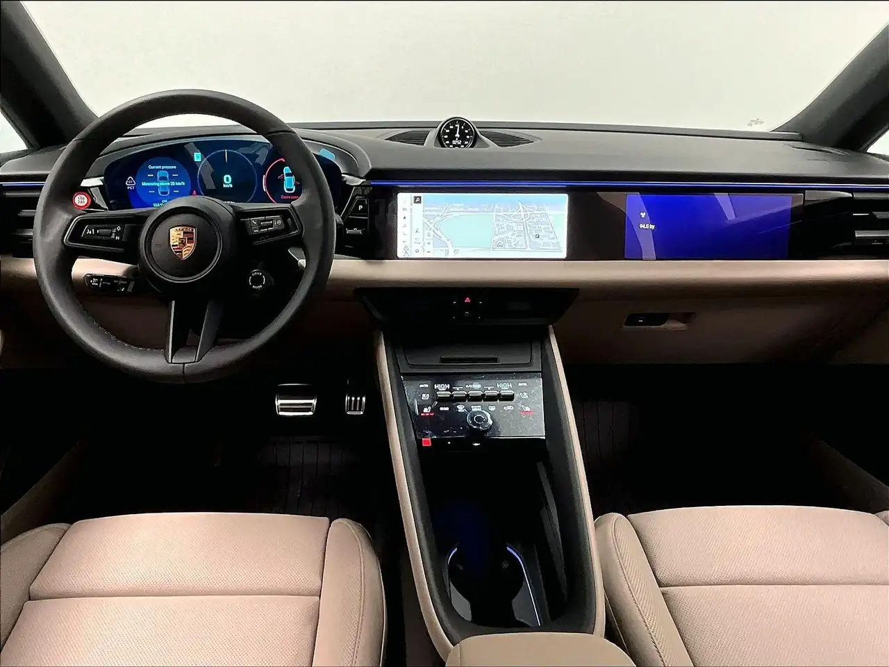 Porsche Macan photo Porsche Macan
