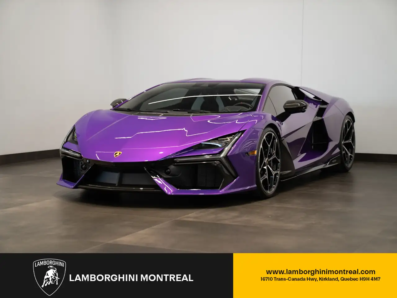 Lamborghini Revuelto снимка Lamborghini Revuelto