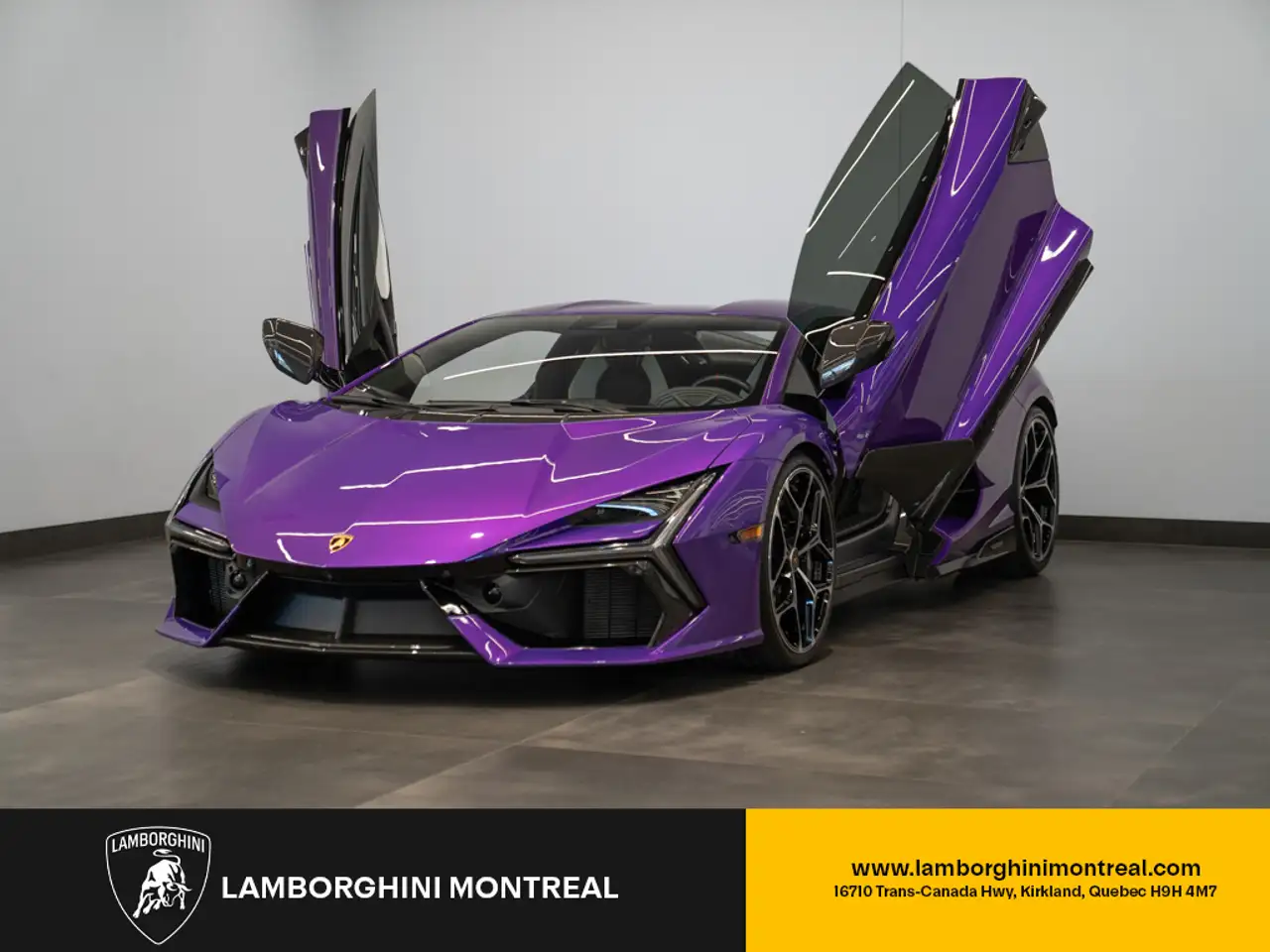 Lamborghini Revuelto снимка Lamborghini Revuelto