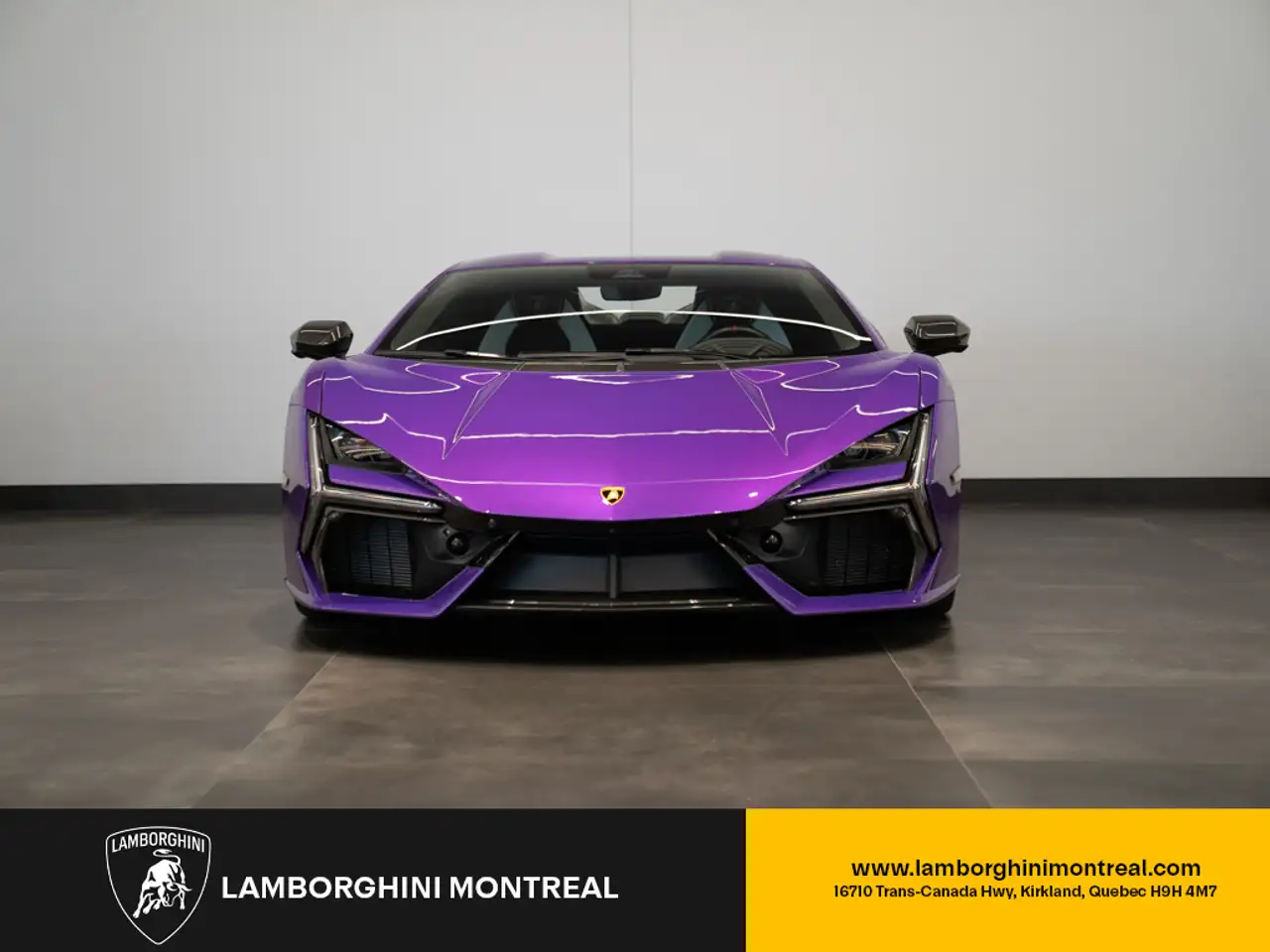 Lamborghini Revuelto снимка Lamborghini Revuelto