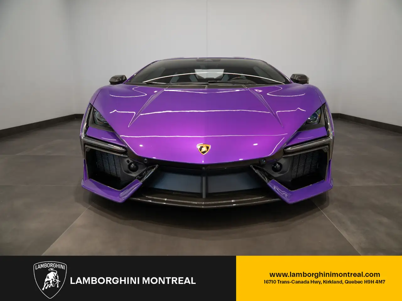 Lamborghini Revuelto снимка Lamborghini Revuelto