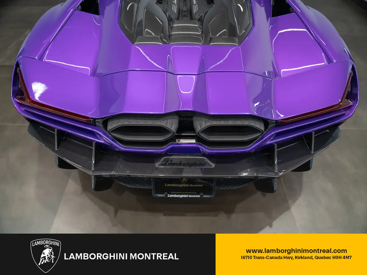 Lamborghini Revuelto снимка Lamborghini Revuelto