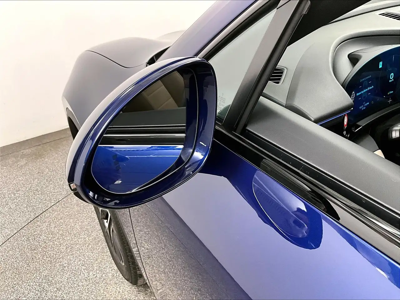 Porsche Macan photo Porsche Macan