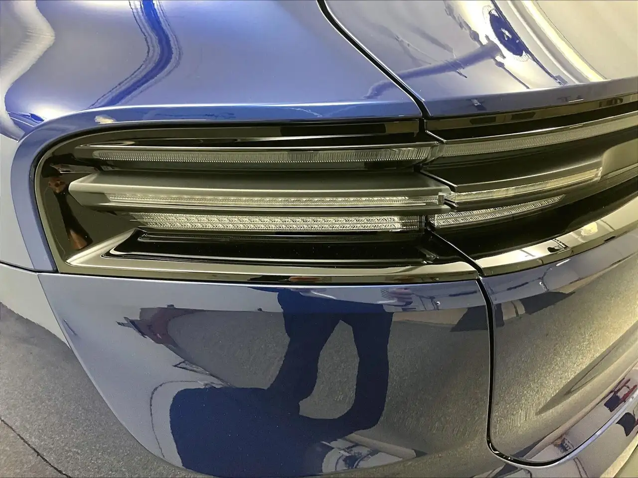 Porsche Macan photo Porsche Macan