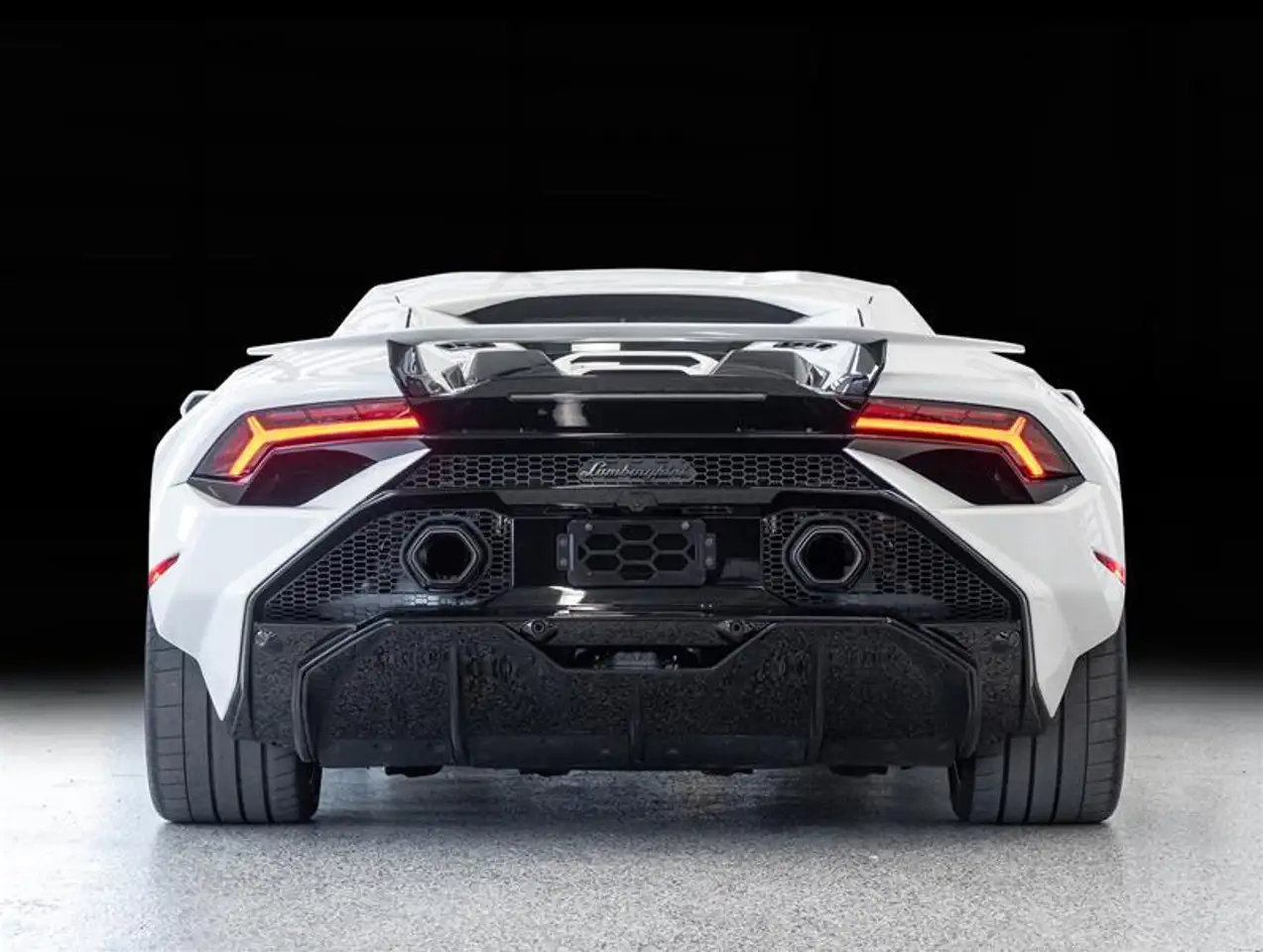 Lamborghini Huracán снимка Lamborghini Huracán