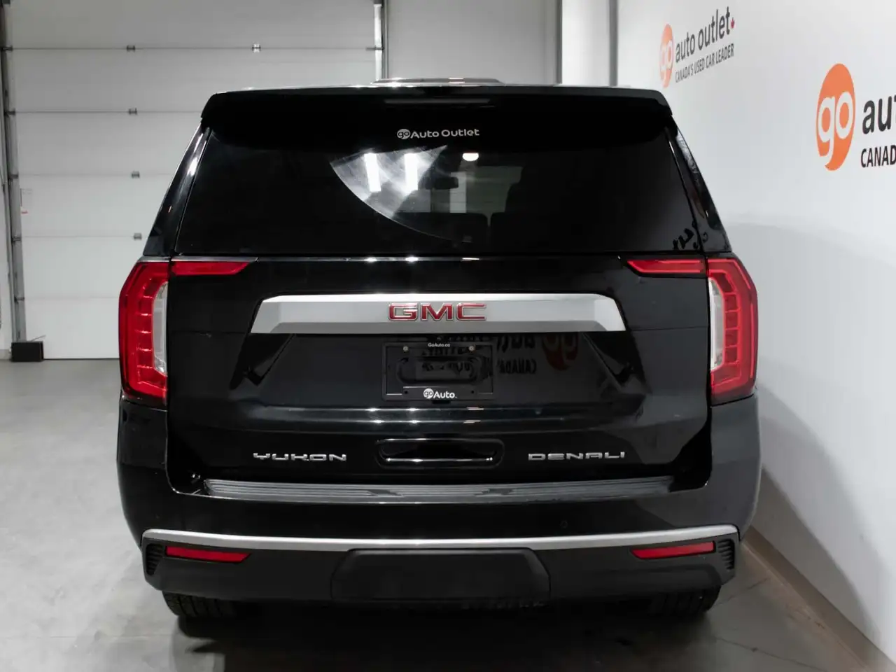 GMC Yukon снимка GMC Yukon