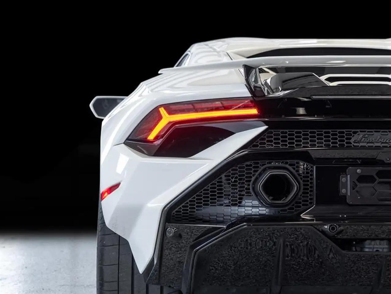 Lamborghini Huracán снимка Lamborghini Huracán