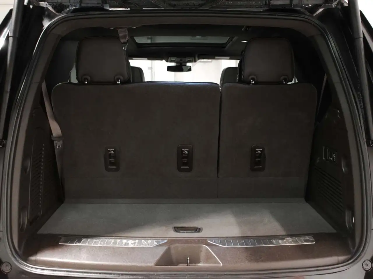 GMC Yukon снимка GMC Yukon