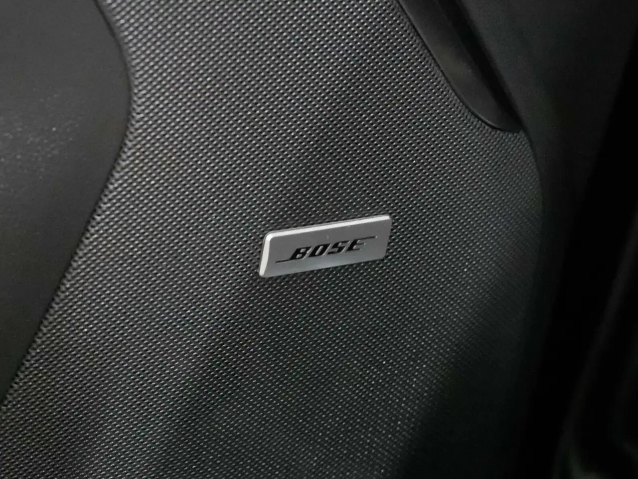 GMC Yukon снимка GMC Yukon