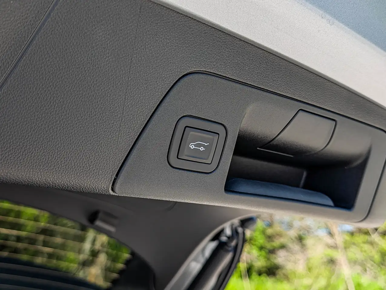 Buick Envision photo Buick Envision