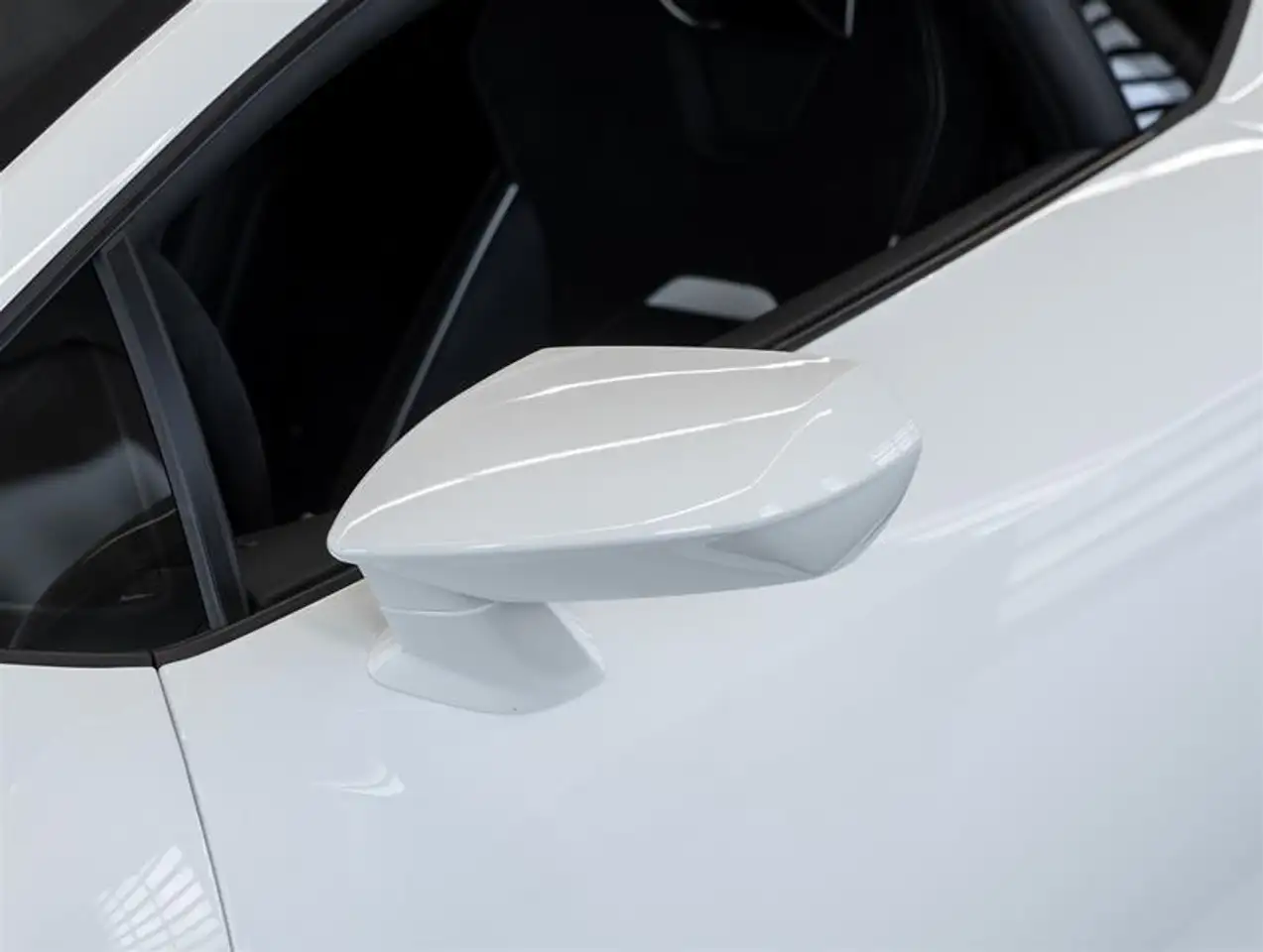 Lamborghini Huracán снимка Lamborghini Huracán
