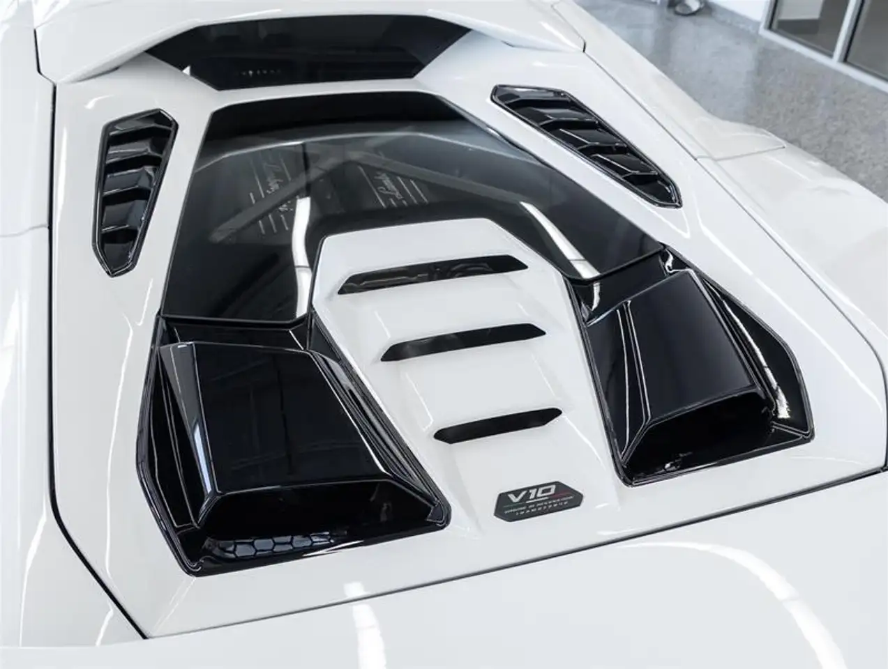 Lamborghini Huracán снимка Lamborghini Huracán