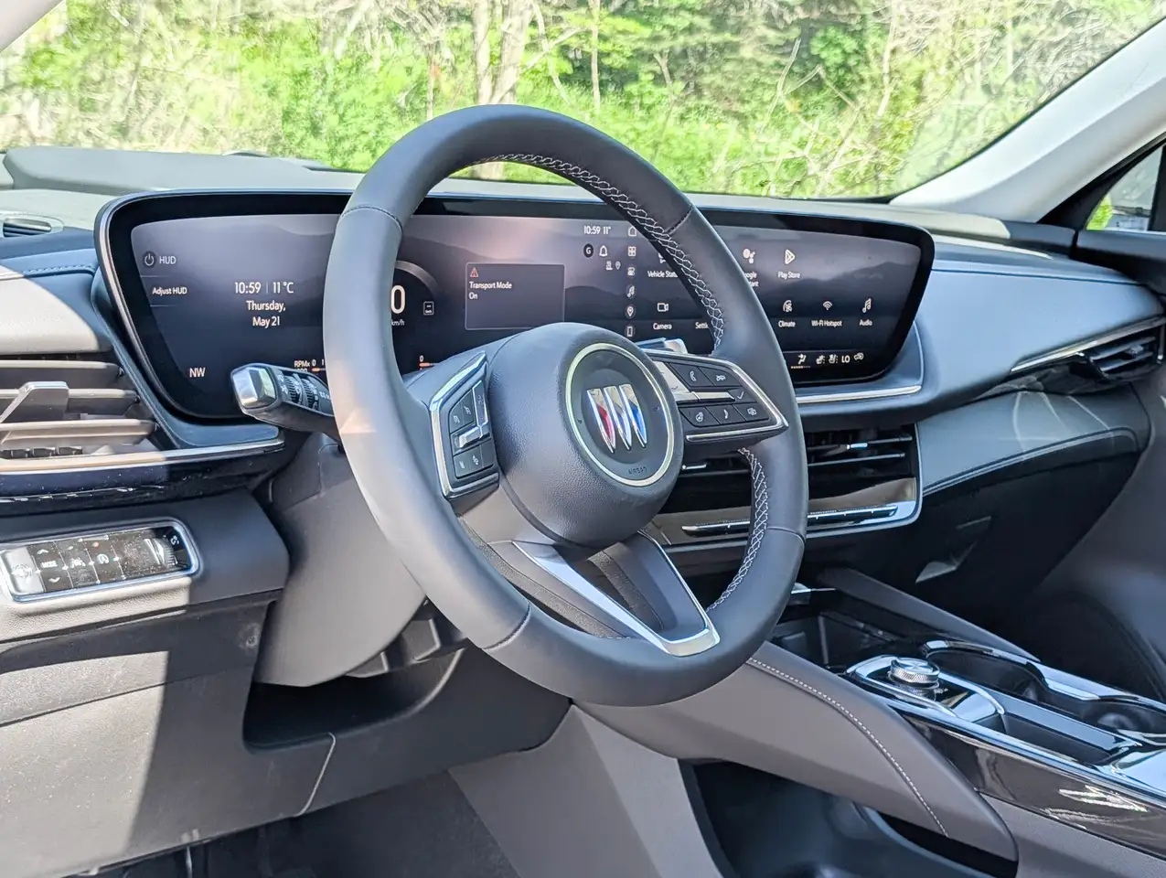 Buick Envision photo Buick Envision