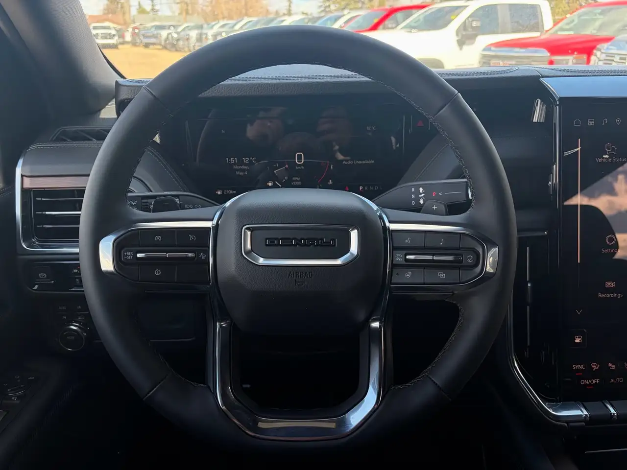 GMC Yukon photo GMC Yukon