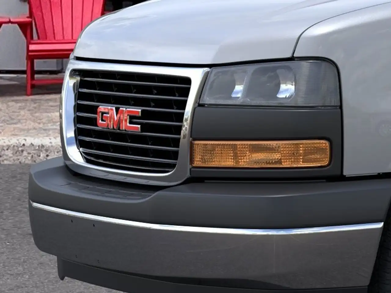 GMC Savana снимка GMC Savana
