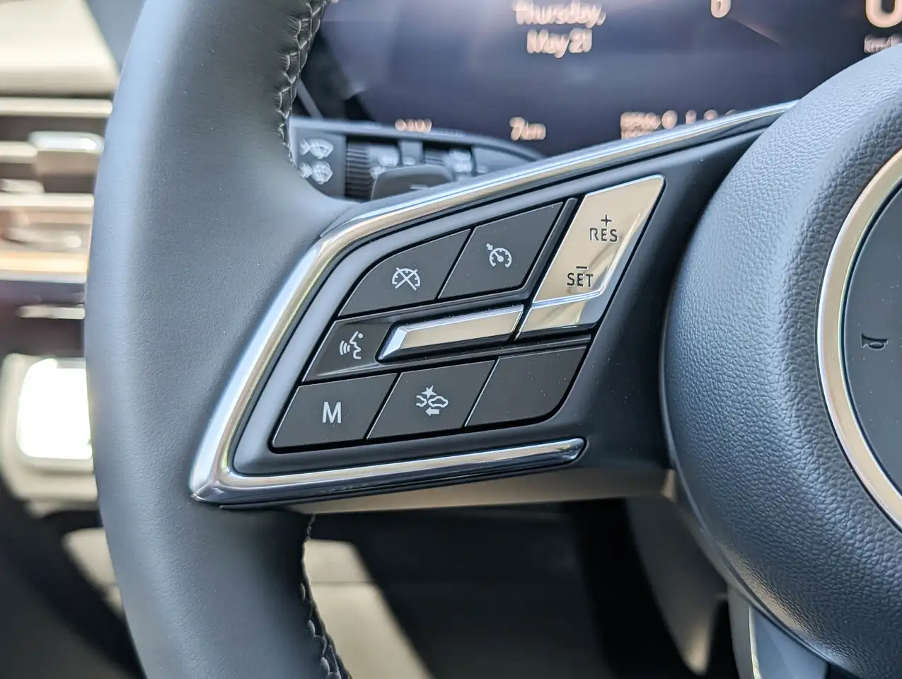 Buick Envision photo Buick Envision