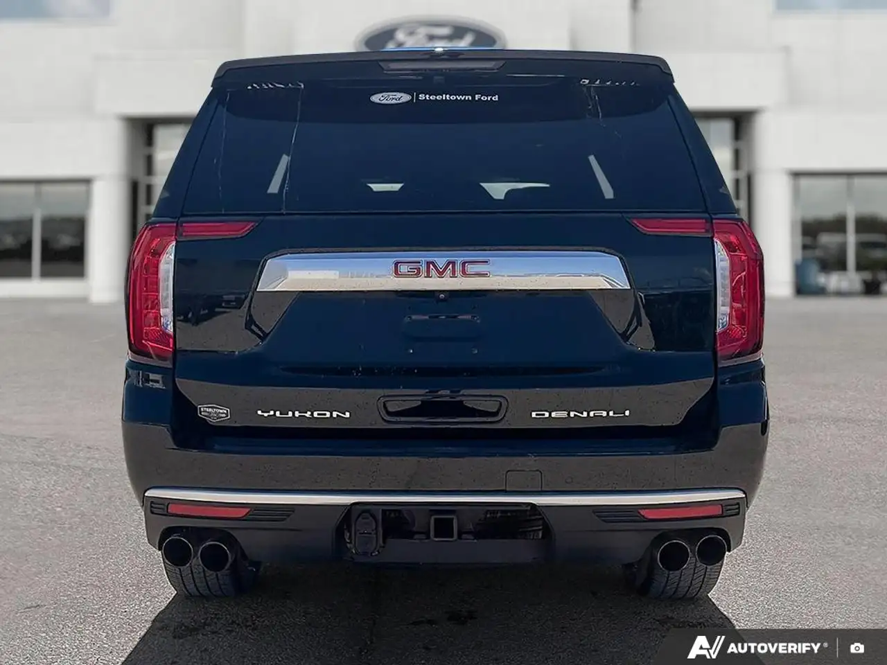 GMC Yukon photo GMC Yukon