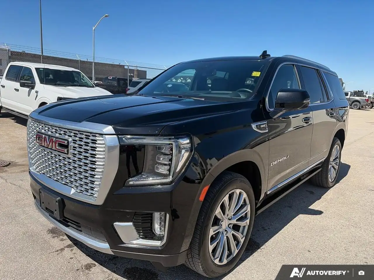GMC Yukon photo GMC Yukon