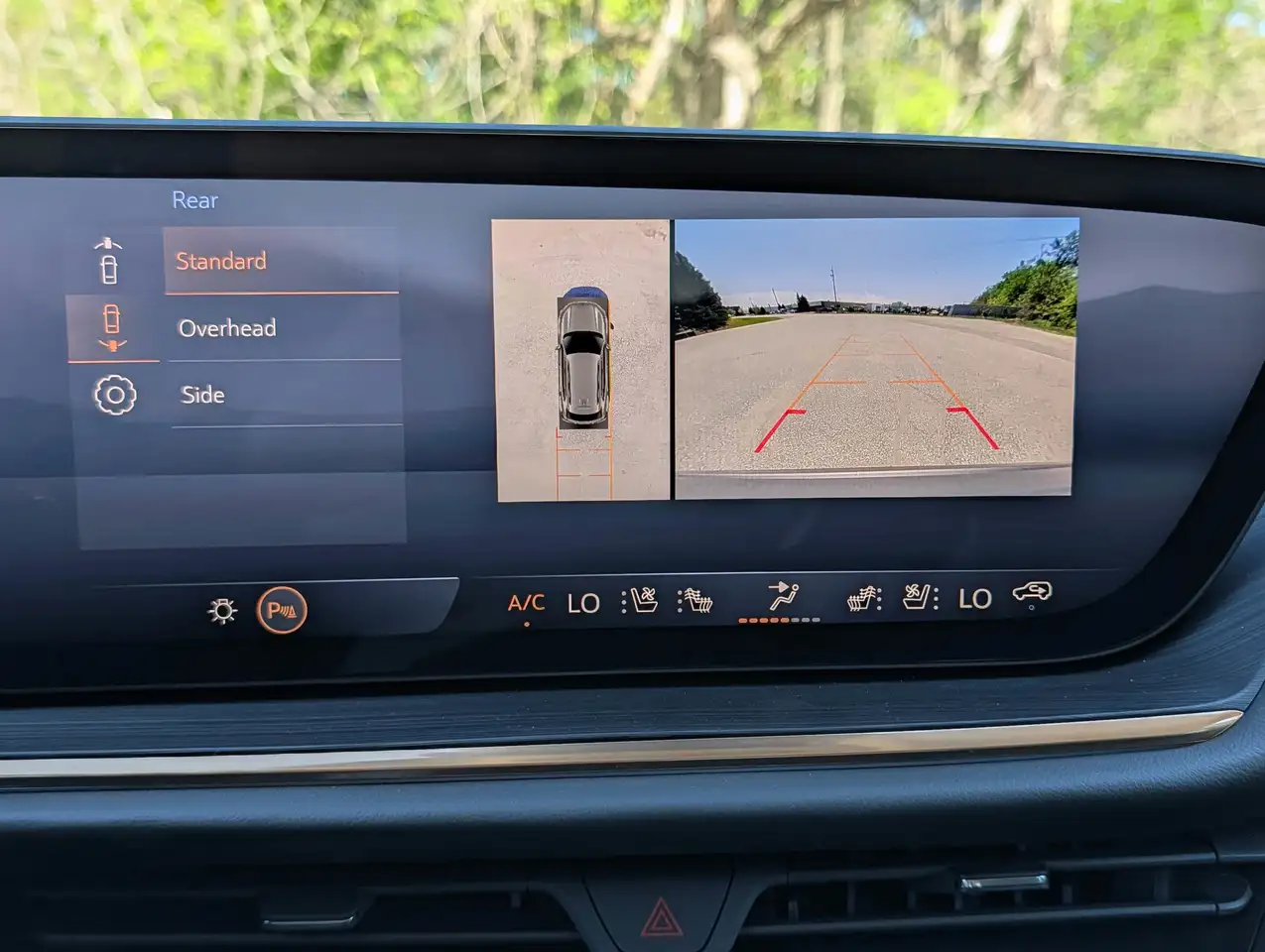 Buick Envision photo Buick Envision