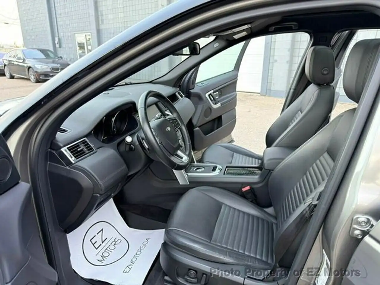 Land Rover Discovery Sport снимка Land Rover Discovery Sport