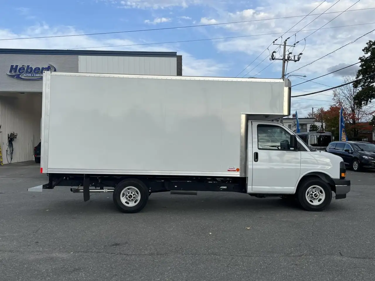 GMC Savana 3500 снимка GMC Savana 3500