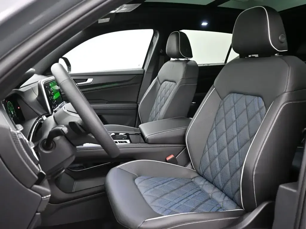 Volkswagen Atlas снимка Volkswagen Atlas