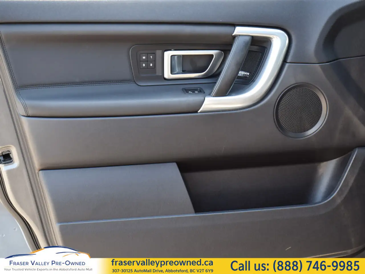 Land Rover Discovery Sport снимка Land Rover Discovery Sport