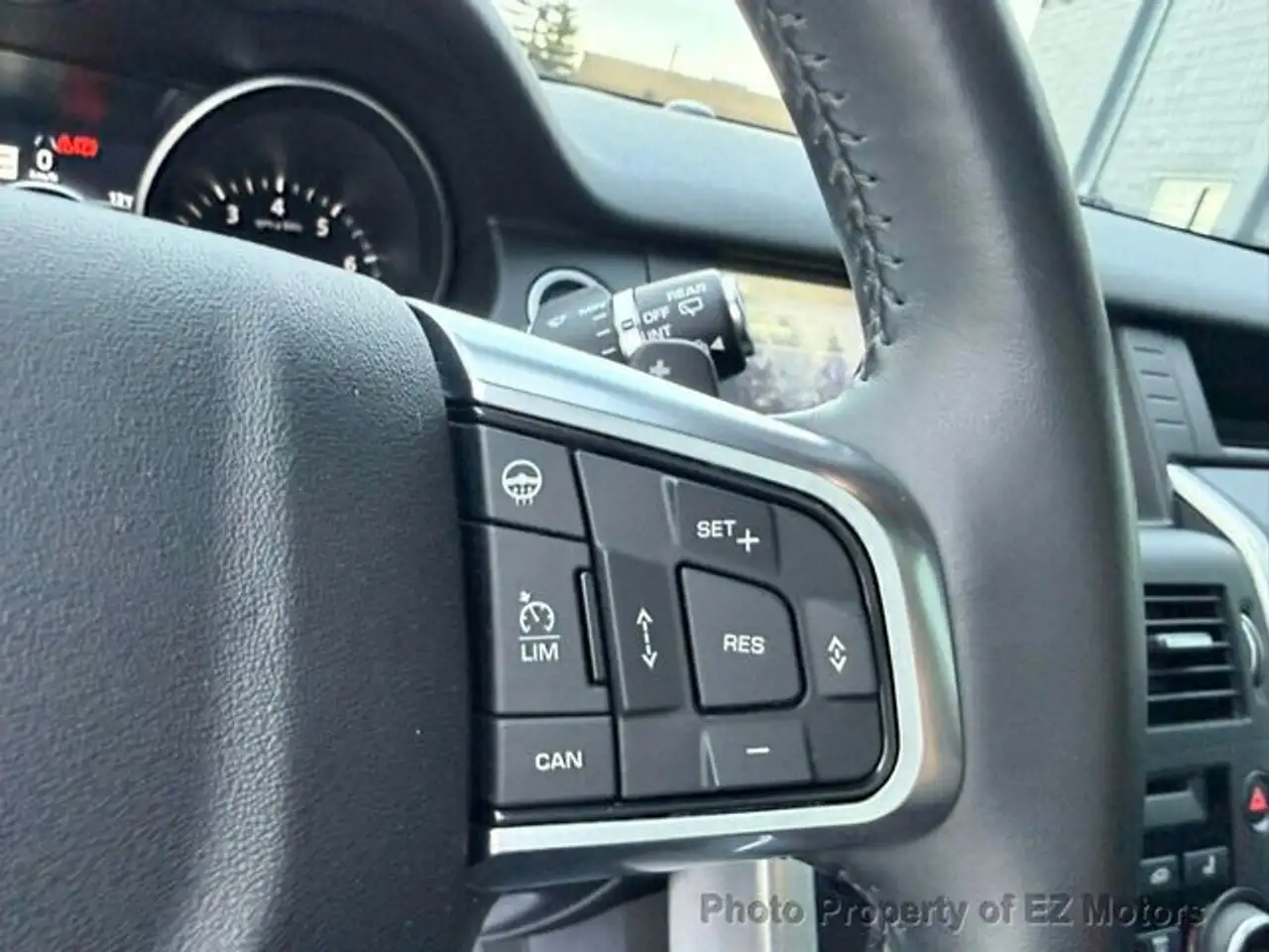 Land Rover Discovery Sport снимка Land Rover Discovery Sport